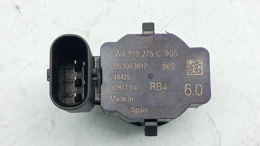 Sensor de estacionamento frente AUDI A3 Sportback (8YA)