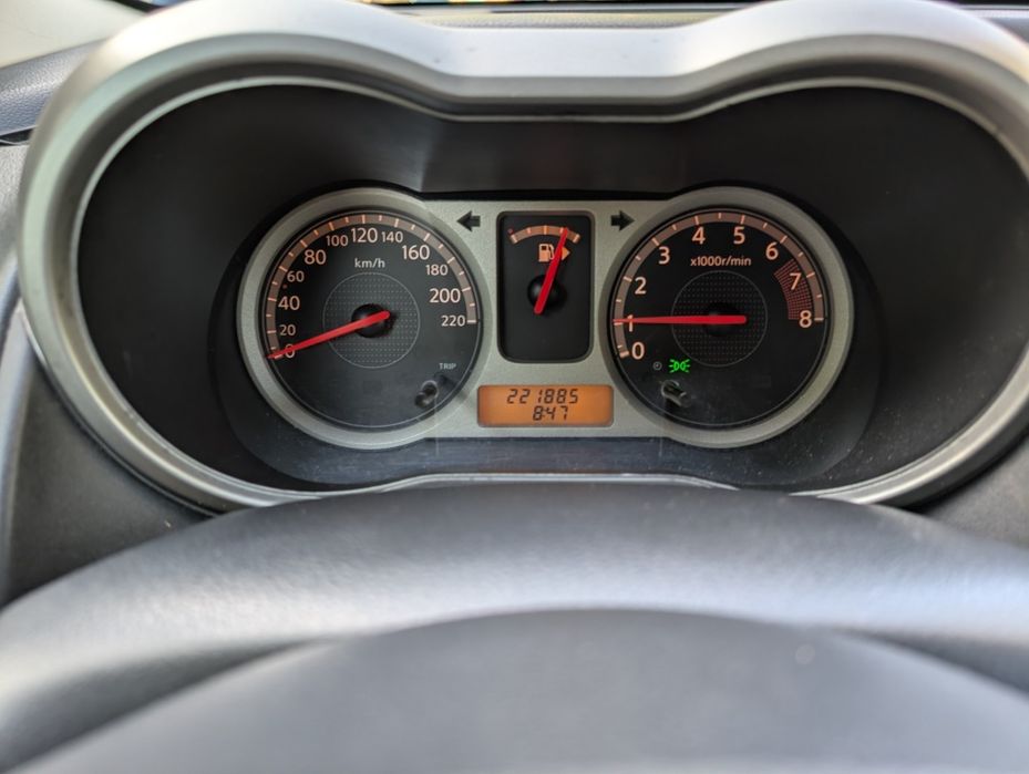 Nissan Note 2006 рік