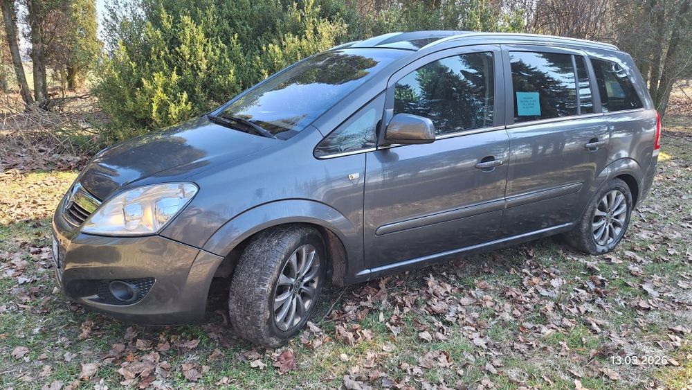 Opel Zafira 1.7 CDTI 110KM 2011r