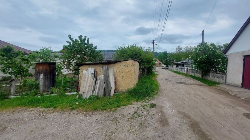 Продам частину будинку. Вул.Сагайдачного,7.