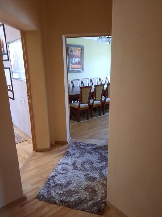 Продається просторий будинок з прибудовон(окремий вхід)