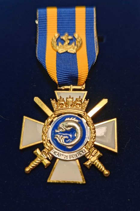 MEDALHA MILITAR CRUZ NAVAL 1ª Classe