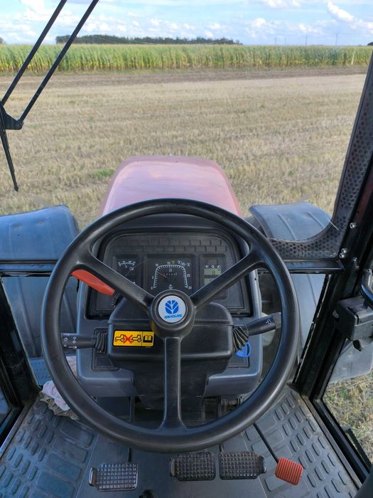Ciągnik New Holland M135