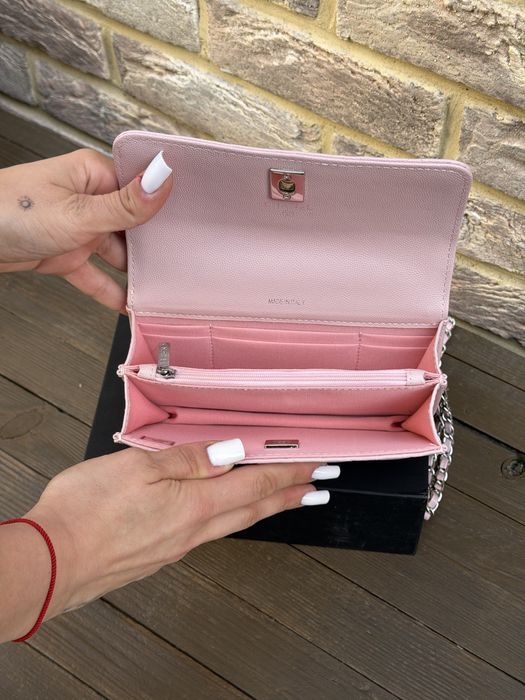 Рожева сумочка Chanel