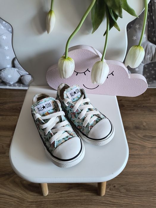 Trampki Converse w kwiatuszki 24