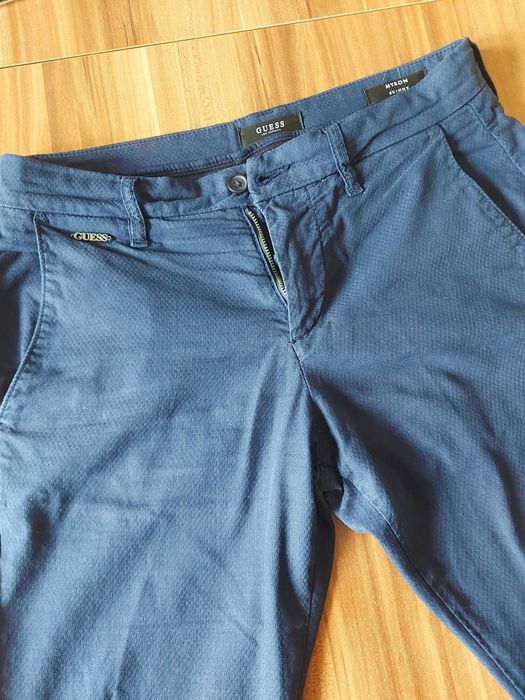 Calças azuis Guess