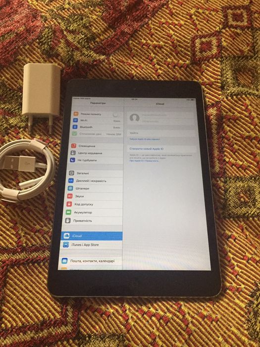 LTE айпад 7.9 з підтримкою сім карти