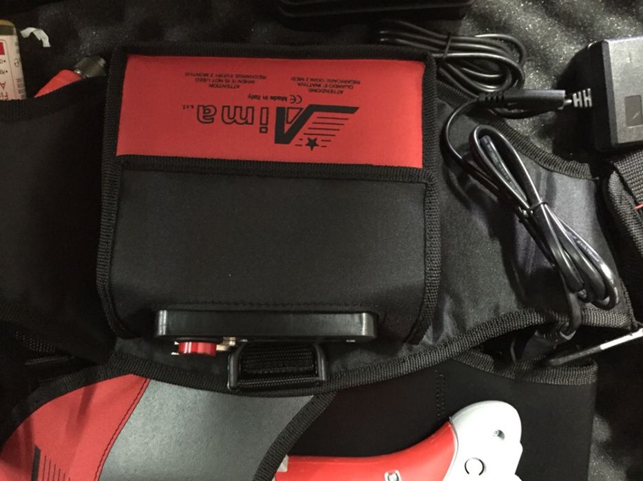 Tesoura de poda elétrica italiana