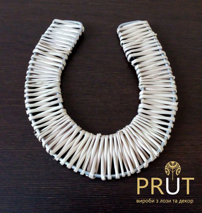 Декор з лози. Плетені вироби