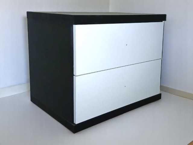 Mesa de Cabeceira Preto/Branco | Nova | Já Montada | Entrega Grátis