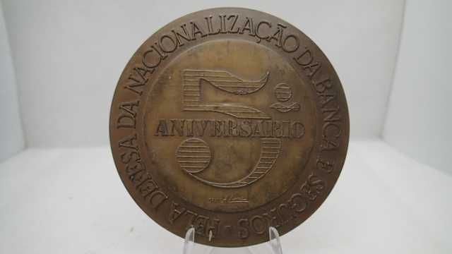 Medalha de Bronze da Nacionalização da banca e seguros