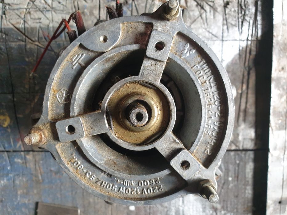 Продам электро мотори