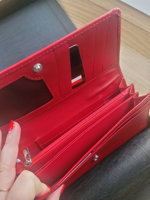 Portfel damski czerwony Porfele Polskie