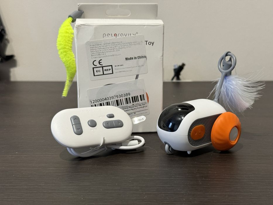 Ruchoma interaktywna zabawka dla kota