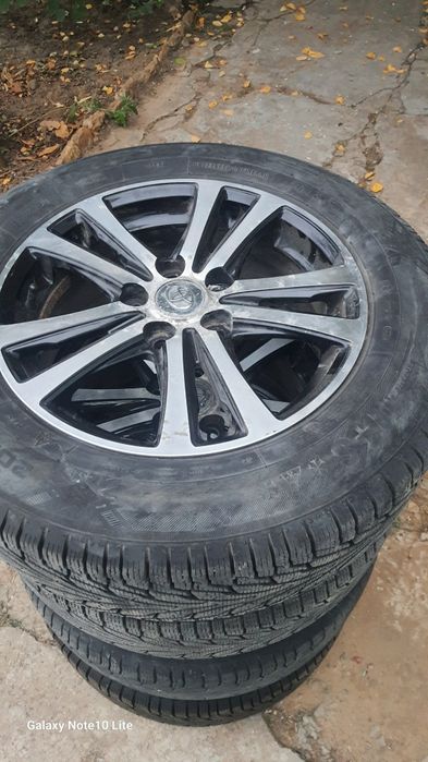 Продам комплект колёс  5 114.3 r16 205 65 Цена за штуку.