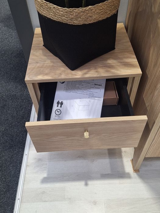 Stolik nocny Cozy Lenart