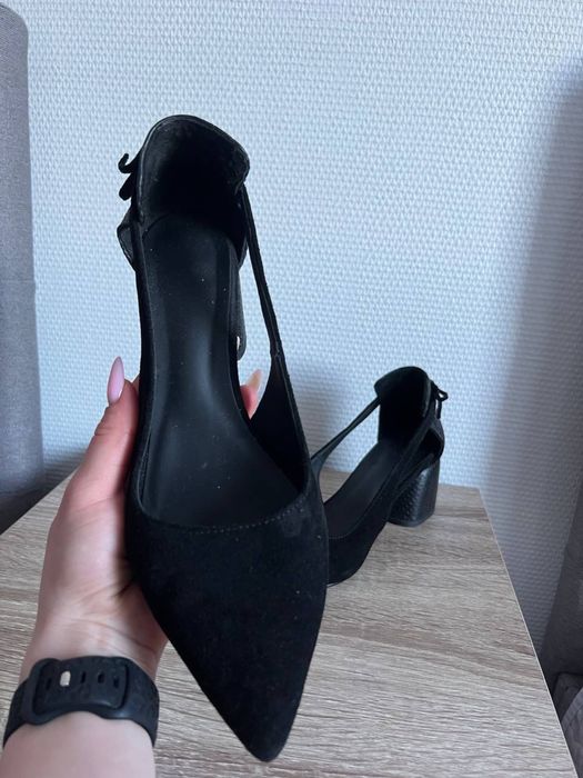 Шкіряні туфлі 39 розміру