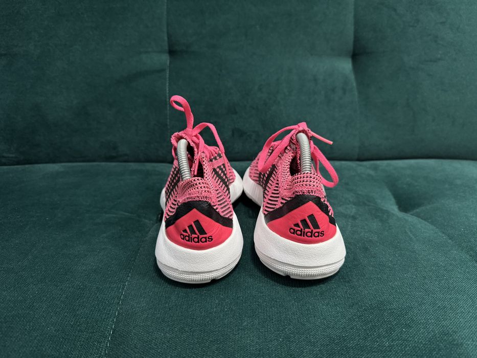 Buty damskie firmy Adidas