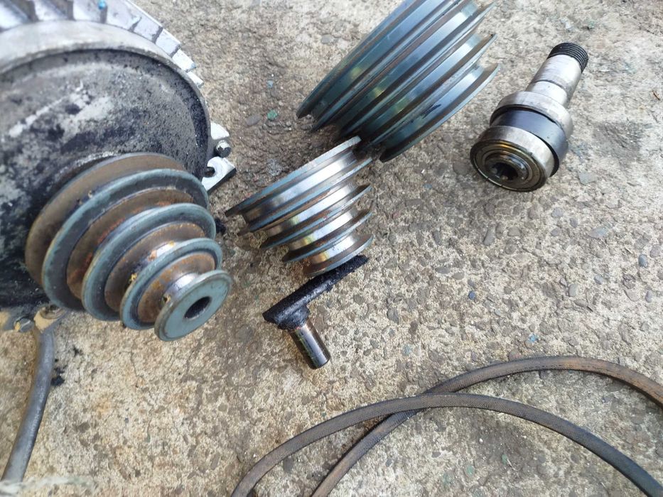 stare kola pasowe z sinikiem do wiertarki stolowej