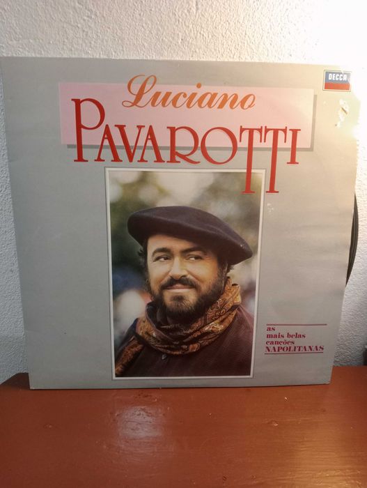 Vinil Bossa Collins Bacharach Pavarotti Marceneiro Stones Garfunkel