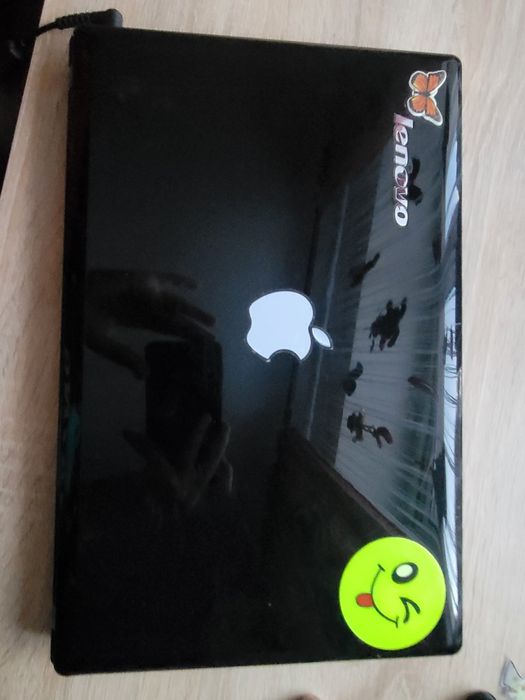 Комп'ютер Lenovo