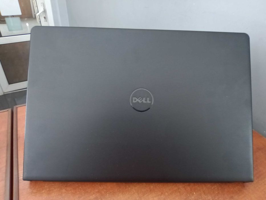 DELL Vostro 3559 15,6 " led P52F