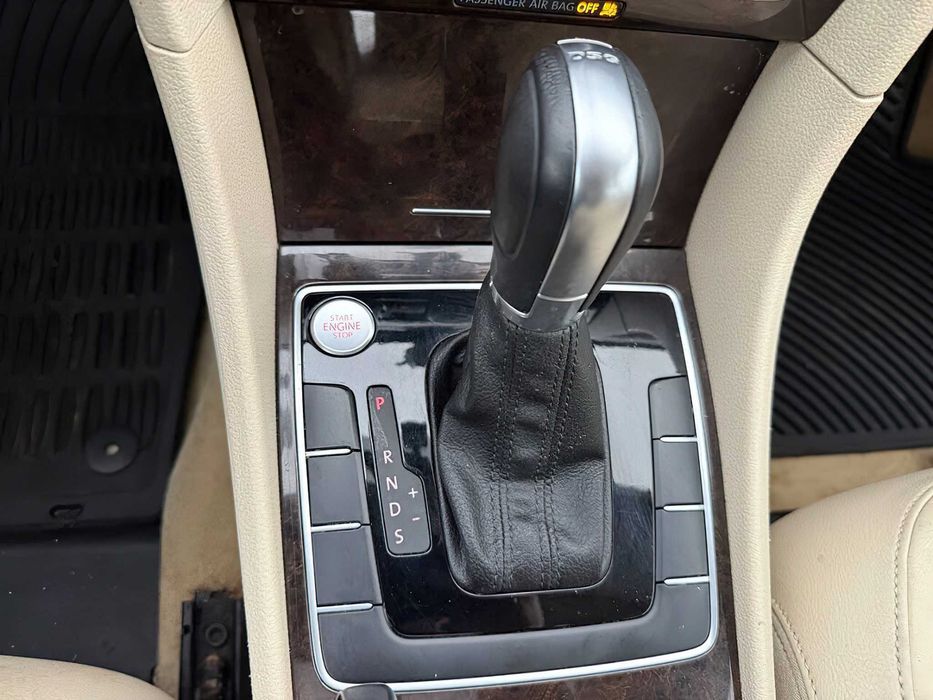 Volkswagen Passat      2014