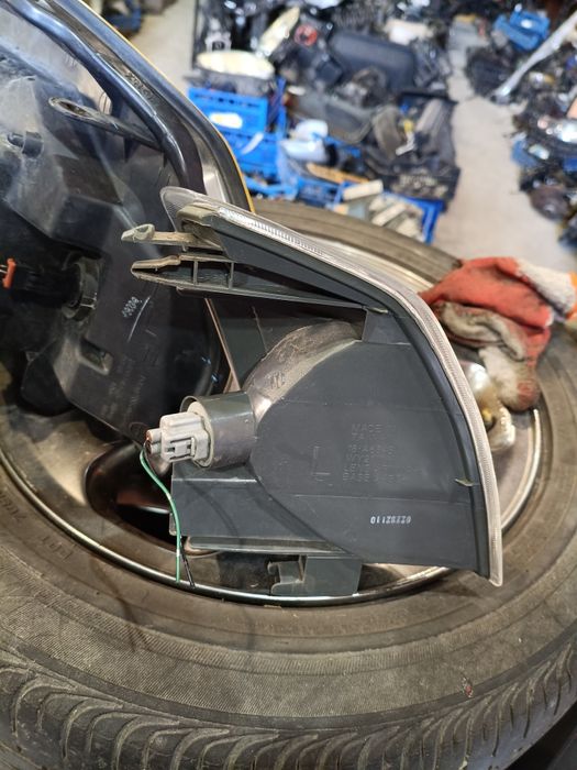 Ліва фара Nissan X Trail T30 поворотник Ніссан х треіл т30