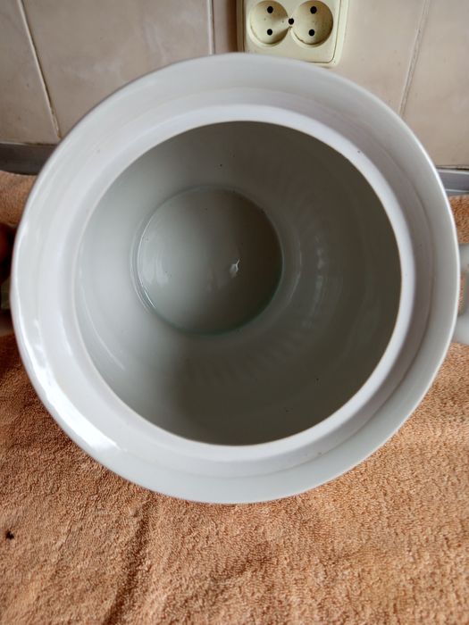 Супница, фарфор.