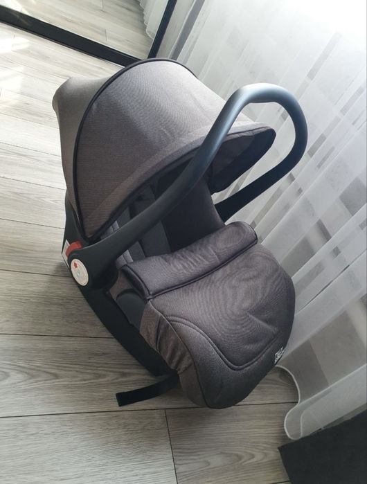 Продам автокрісло( автолюлька) 0+