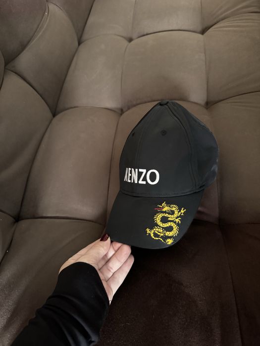 Кепка.      Kenzo