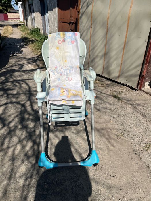 Стульчик для годування