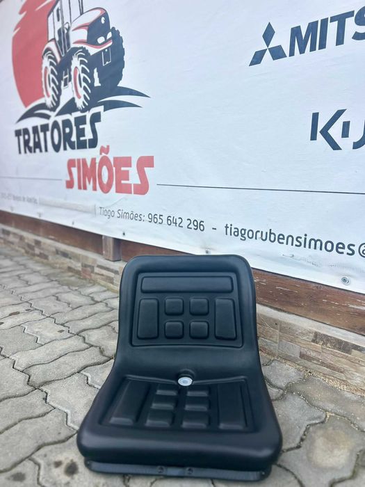 Banco Universal Preto