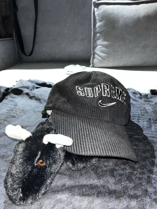 Supreme x Nike Arc Corduro 'Black'