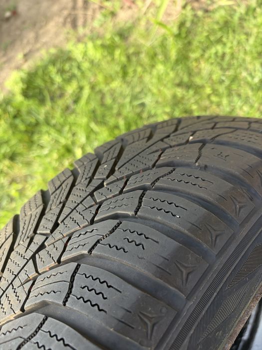 Opony zimowe KUMHO 165/65 R15