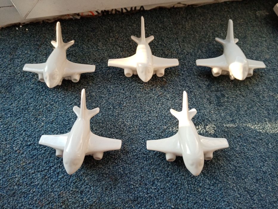 Керамическая статуэтка самолет.  П-во КЭКХЗ.