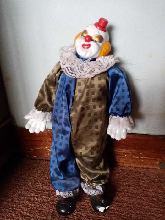 Bonecas com cabeça de porcelana