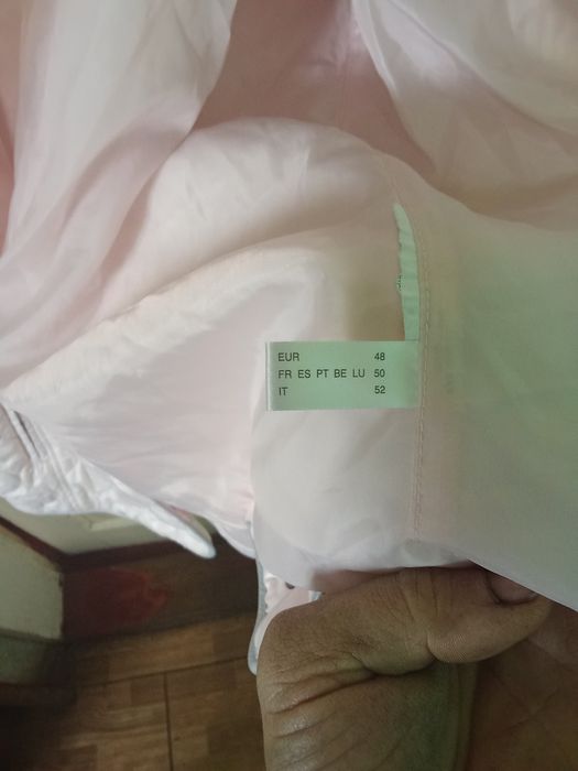 Куртки жіночі весгяні