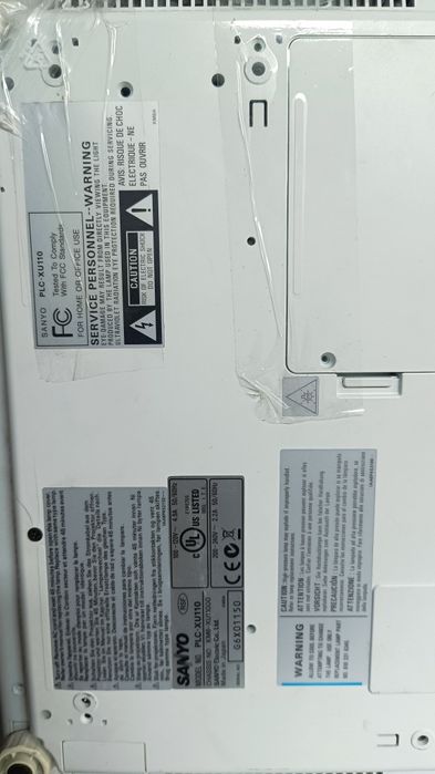 Projetor Sanyo PLC-XU110