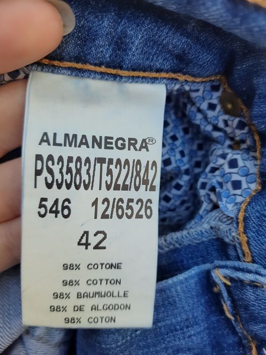 Женские стрейчевые джинсы