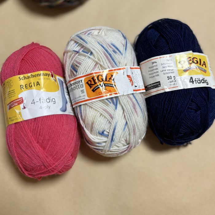 Пряжа Regia, моточки та відмот