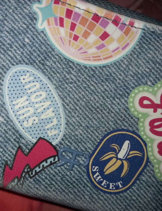 Carteira pequena Parfois