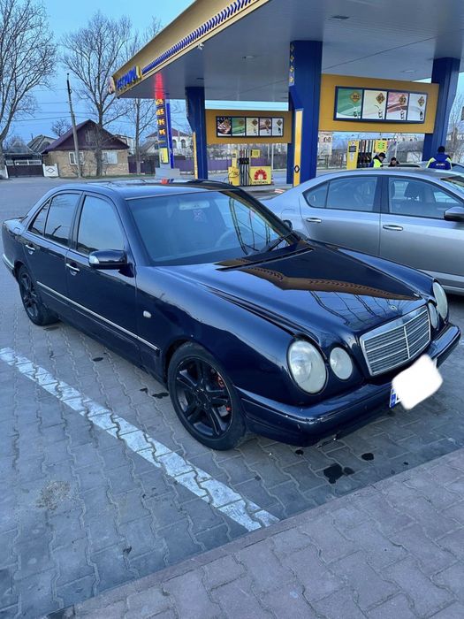 Mercedes W210 E280