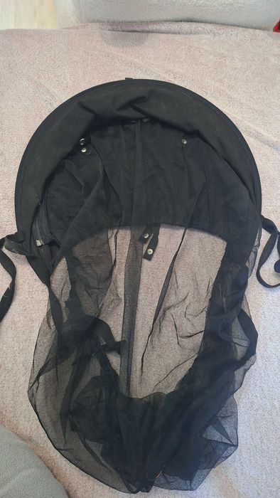 Сонцезахисний капюшон на коляску