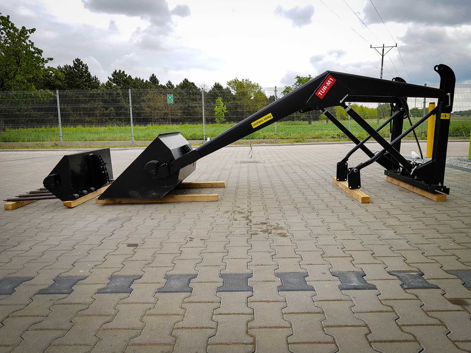 TUR ŁADOWACZ Czołowy  1 2 sekcyjny  ursus c330 c360 t25 mf255 235