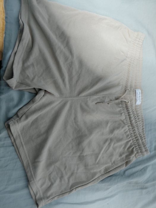 Calções da Primark cor Bege