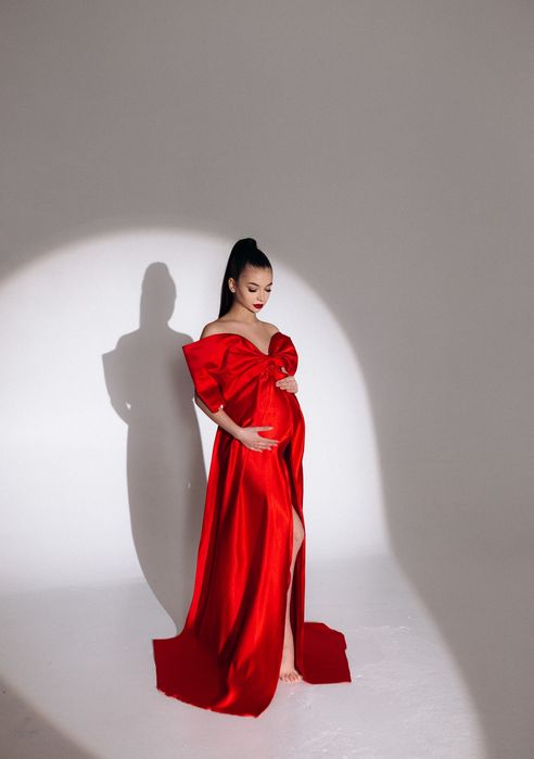 Прокат суконь фотосесію .плаття для вагітних