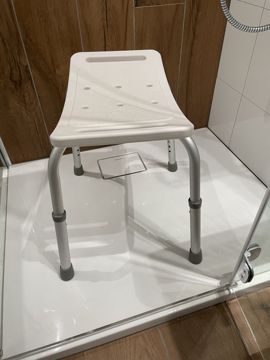 Taboret krzesełko prysznicowe