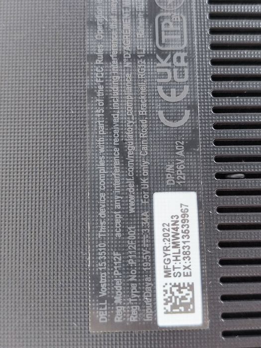 Laptop Dell vostro 15 3510 używany oryginalne opakowanie