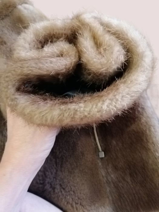 Полушубок женский из натурального меха